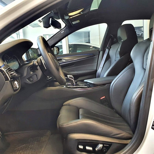 Imagen 8 de 10 de Bmw M5