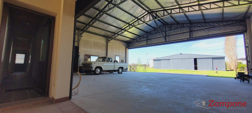 Venta De Casa 3 Ambientes Con Hangar En El Aero Country Club General Rodriguez
