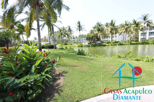Cad Mayan Lakes 1-501. En Condominio Con Club De Playa. Terraza Con Vista A La Alberca Y Jardines