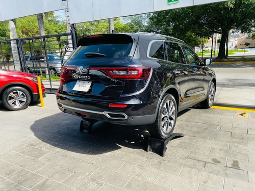 Imagen 6 de 8 de Renault Koleos Iconic 2019