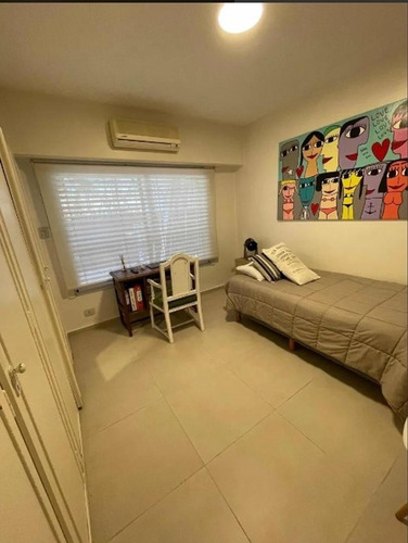 Imagen 13 de 16 de Casa En Venta Banfield Oeste 3 Dormitorios Pileta 2 Garages