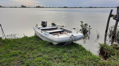 Bote Pescador Trimaran Amarinta 330