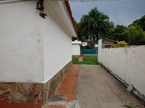 Casa En Venta Frente Al Rio - 2 Dormitorios - Granadero Baigorria
