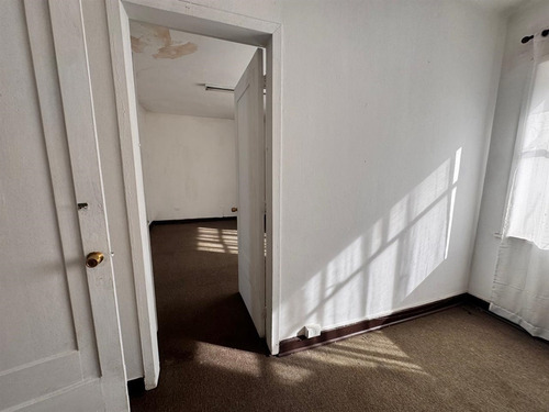 Departamento En Venta De 6 Dorm. En Concepción