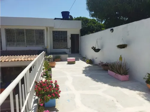 Vendo Casa Para Inversionistas Con Coworking Y 2 Aptos.