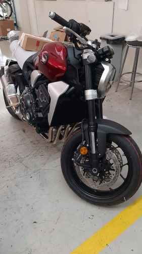 Imagem 2 de 15 de Honda Cb 1000r - 20/21
