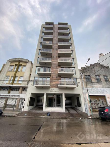 Departamento En Venta De 3 Amb A Estrenar Con Cochera, Zona Plaza Mitre.