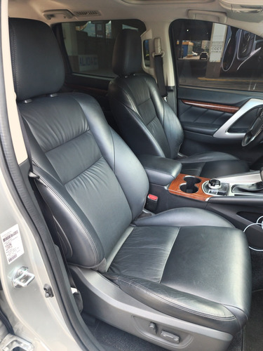 Mitsubishi Montero Sport
