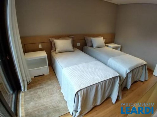 Imagem 11 de 15 de Casa Assobradada - Jardim Europa - Sp - 562808