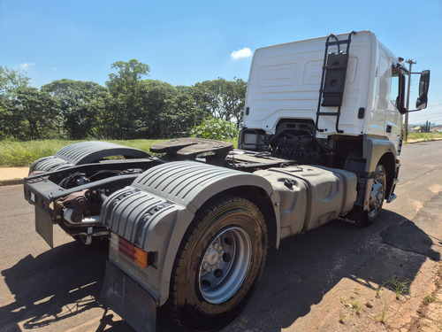 Mercedes Bens Axor 1933 4x2 2014 Automático