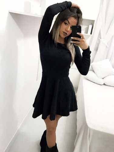 vestido de manga longa rodado