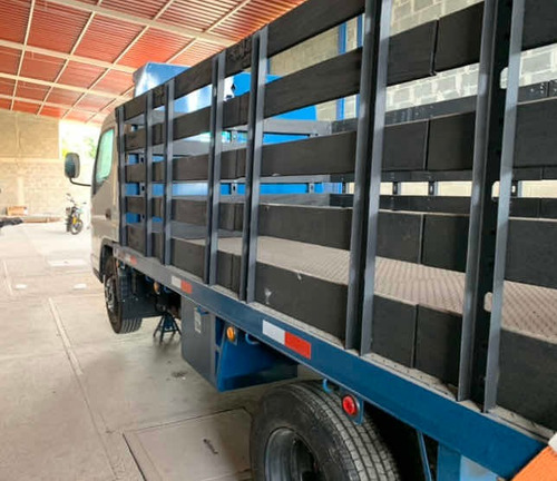 Imagen 12 de 16 de Mitsubishi Canter Canter F-84