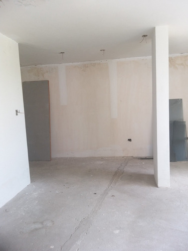 Imagen 7 de 8 de Town House En Obra Gris Villa Granada