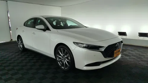 Mazda 3 GRAND TOURING MHEV