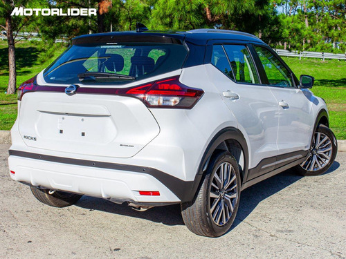 Imagen 5 de 25 de Nissan Kicks 1.6 Exclusive Cvt | Permuta / Financia