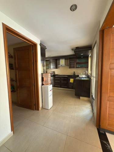 Casa En Venta En Lomas Residencial