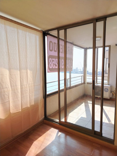 Departameto Comodo De Un Dormitorio, Con Aire Acondicionado