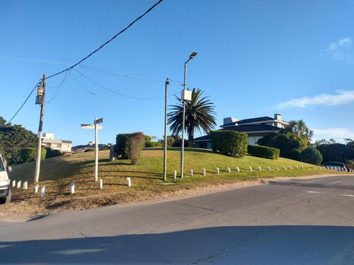 Casa En Venta - 4 Dormitorios 5 Baños - Cocheras - 1.546mts2 - Pinamar