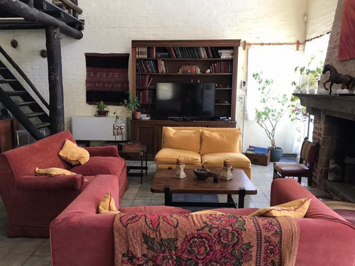 Casa En Venta De 3 Dormitorios En La Barra