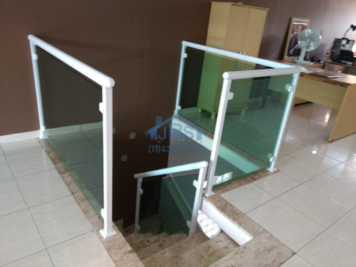 Imagem 25 de 28 de Sobrado Com 3 Dormitórios À Venda, 266 M² Por R$ 800.000,00 - Jardim Dos Camargos - Barueri/sp - So0023