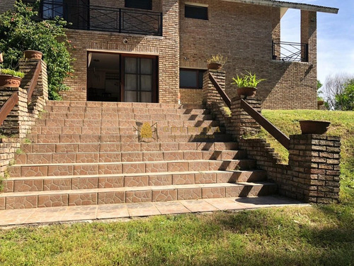 Muy Buena Casa En Barrio Mary - Consulte-ref:2761