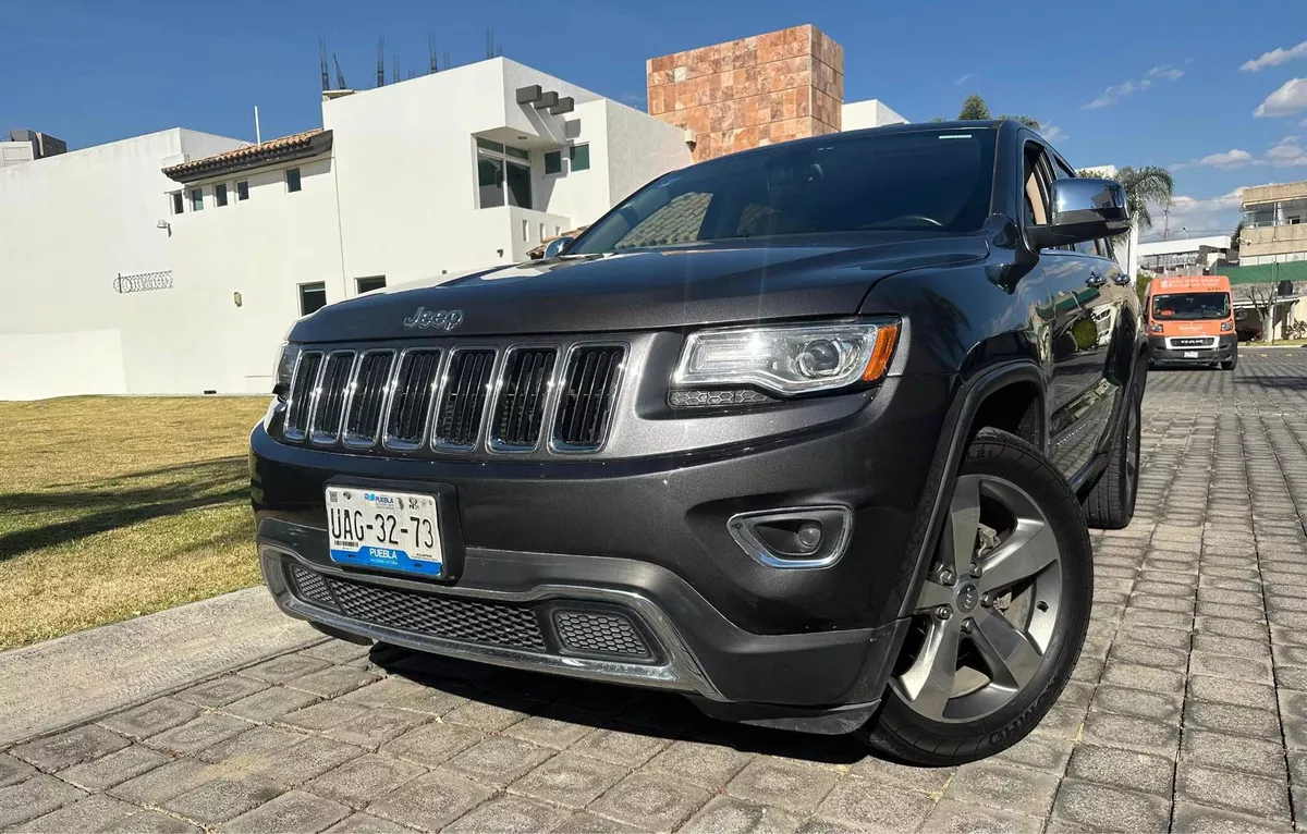 Jeep Grand Cherokee 3.6 Limited Lujo V6 4x2 At