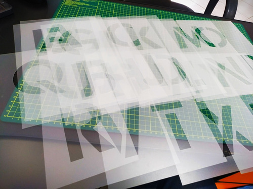 Stencil Letras Com 30cm De Altura Molde Alfabeto