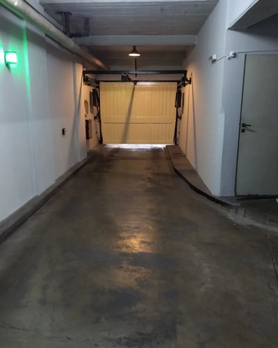 Imagen 7 de 9 de Venta De Cochera Con Porton Automatico En Retiro