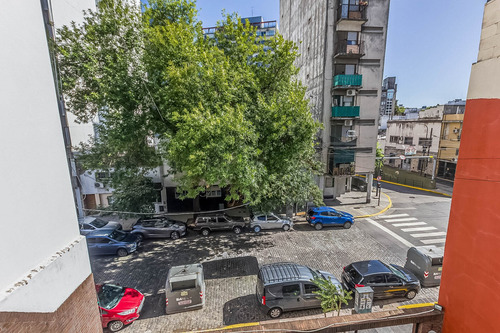 Venta Lote A 2 Cuadras De Av. La Plata Y Av. Rivadavia