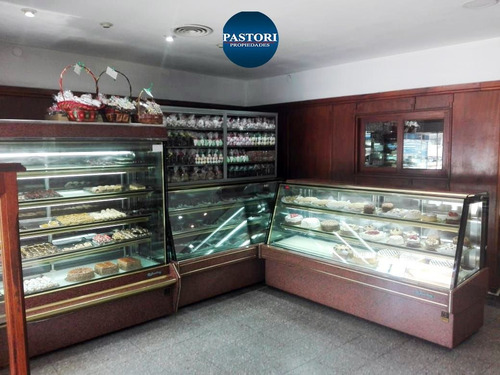 Imagen 4 de 13 de Local Comercial + Vivienda 3 Amb Con Terraza S/lote 10 X32