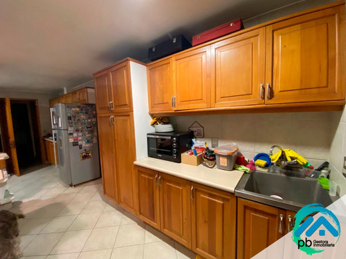 Casa En Condominio Cerro Aguas Claras , Manquehue Oriente Lb