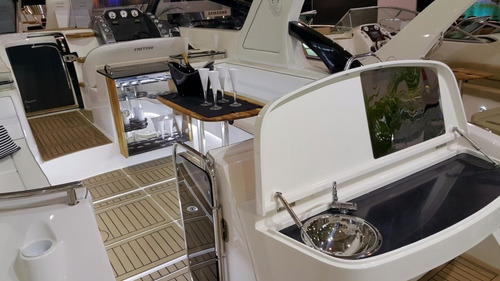 Triton 380 2 X Diesel 270 - Bayliner350 Phantom 365