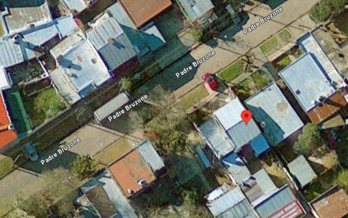 Casa En Venta - 3 Dormitorios 1 Baño - Patio Y Pileta - 450mts2 - Ezpeleta Este