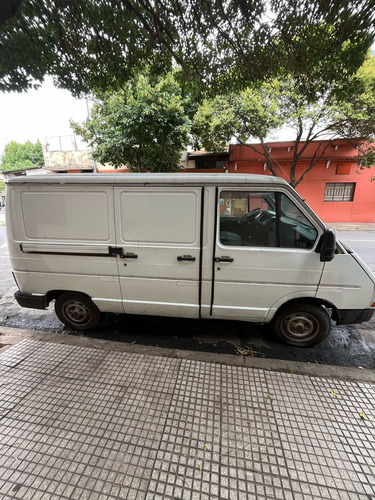 Renault Traffic 2.1 T 31 J Corto Diesel