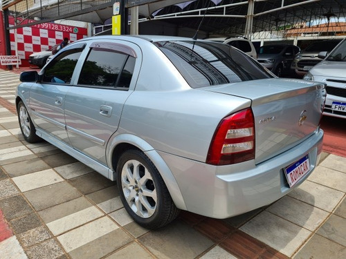 Astra Sedan 2.0 Mpfi Advantage Sedan 8v Flex 4p Manual
