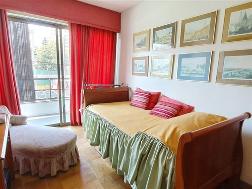 Imagen 4 de 10 de Departamento En Arriendo De 4 Dorm. En Las Condes