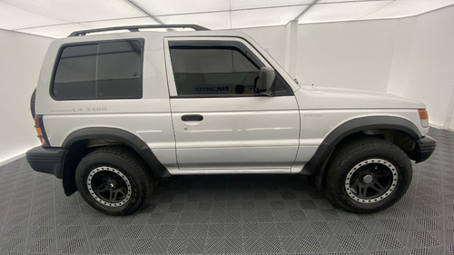 Imagen 10 de 25 de Mitsubishi Montero
