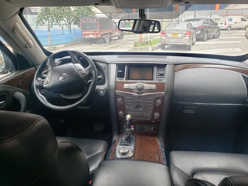 Nissan Patrol 5.6 Y62 King