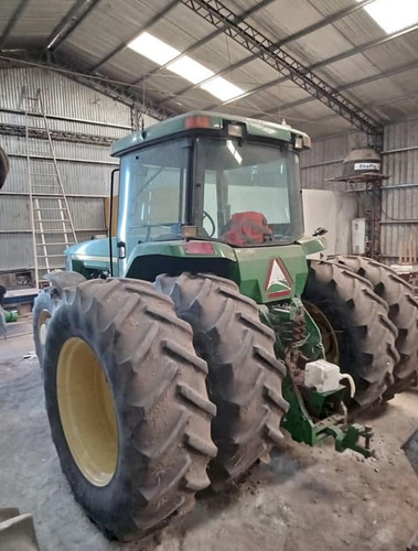 Tractor John Deere 8200