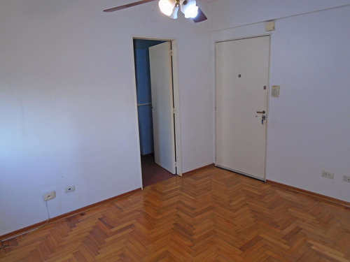 Venta Departamento De 2 Ambientes En Vicente López