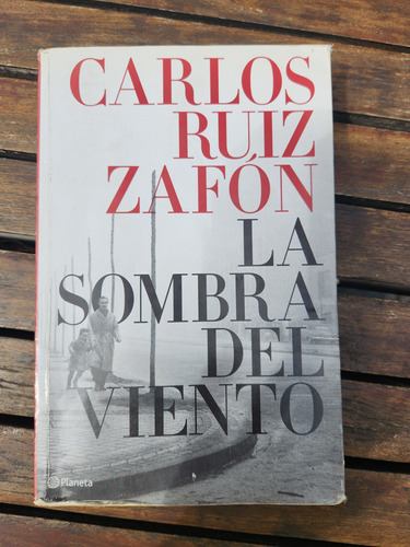 Libro La Sombra Del Viento De Carlos Ruiz Zafón (usado) 