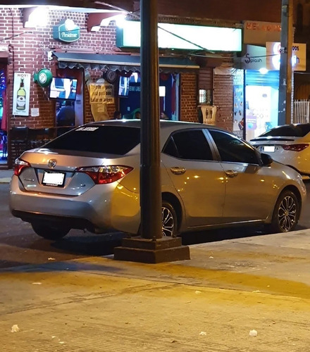 Imagen 12 de 13 de Toyota Corolla Le 2014