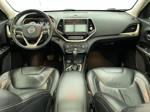 Jeep Cherokee 3.2 Longitude