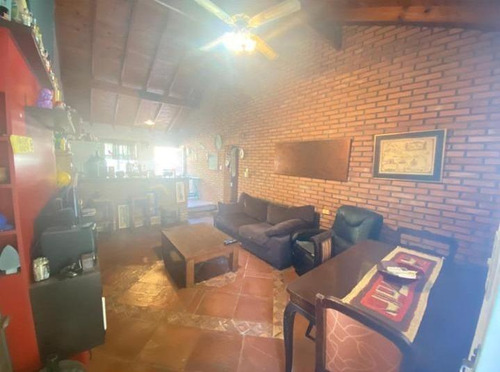Casa En Venta - 2 Dormitorios 1 Baño - 87mts2 - Beccar