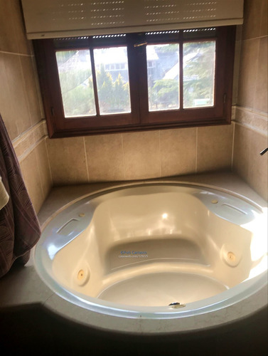 Imagen 3 de 3 de Chalet Nuevo Carrasco Clásico En 1200m De Juan Diego Vecino