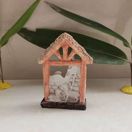 Estatua De De 4.0 In De Alto, José, Jesús, María, Madre,