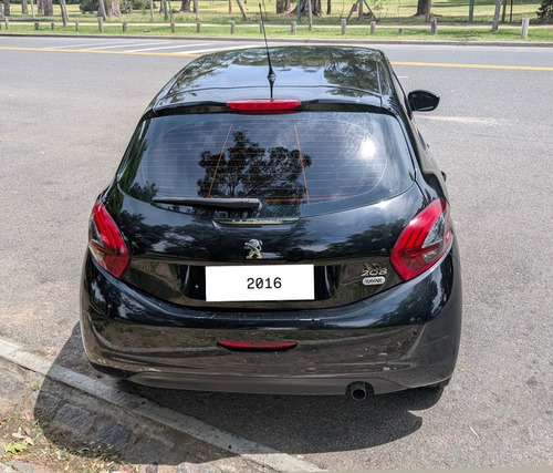 Peugeot 208 1.5 Allure Smeg