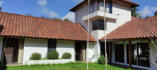 Maravillosa Casa En Ubicación Privilegiada (independiente)