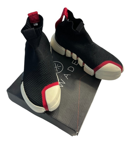 Imagen 5 de 6 de Tenis Li-ning Tipo Calceta Essence Neg Beig Fpx