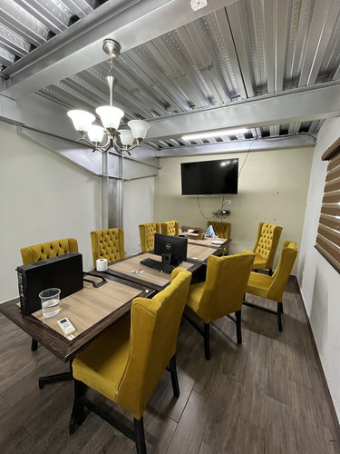 Edificio Comercial Operando En Venta En Centro De Apodaca